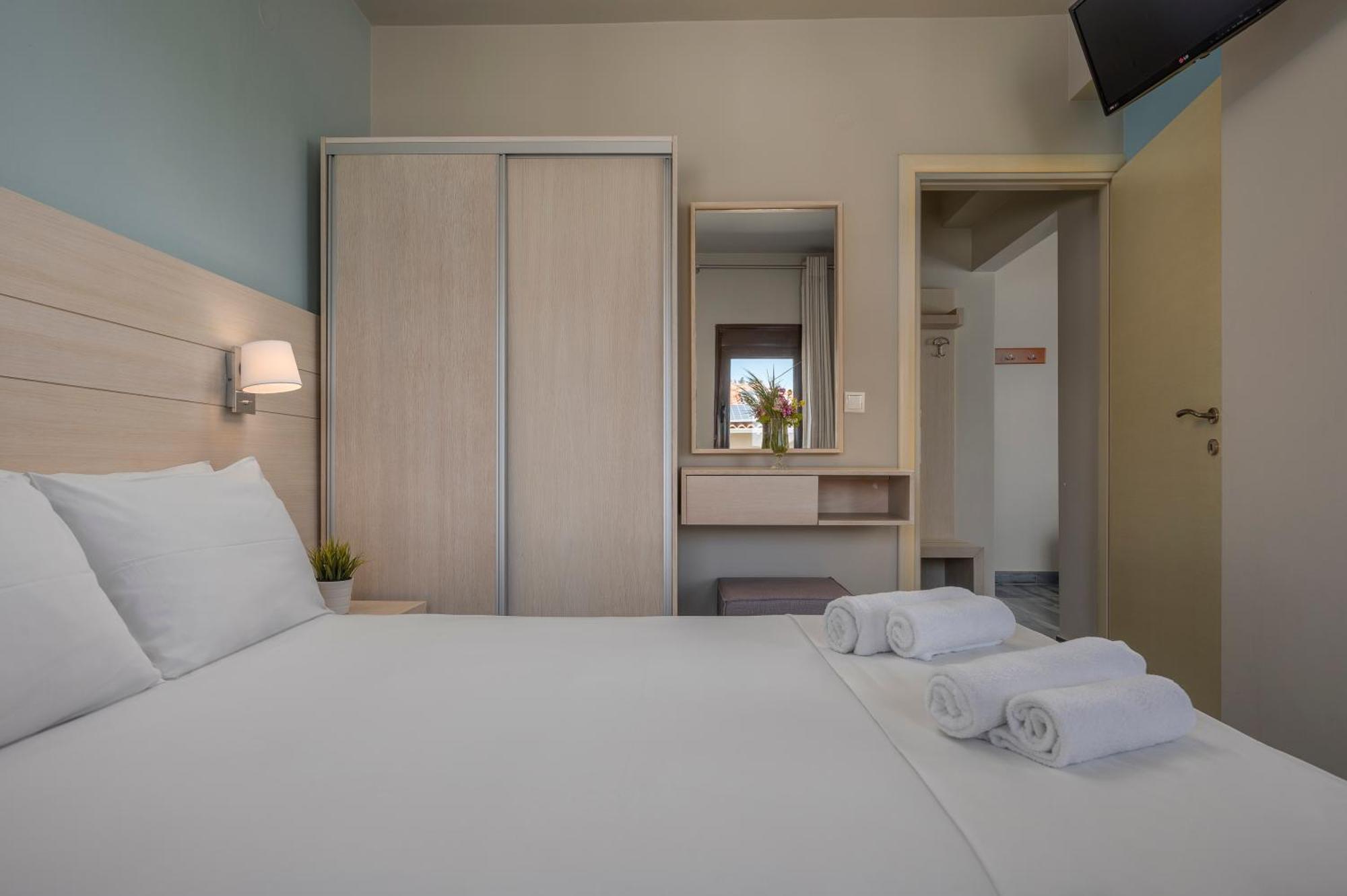 Alkioni By The Sea Apartment Siviri Exterior photo