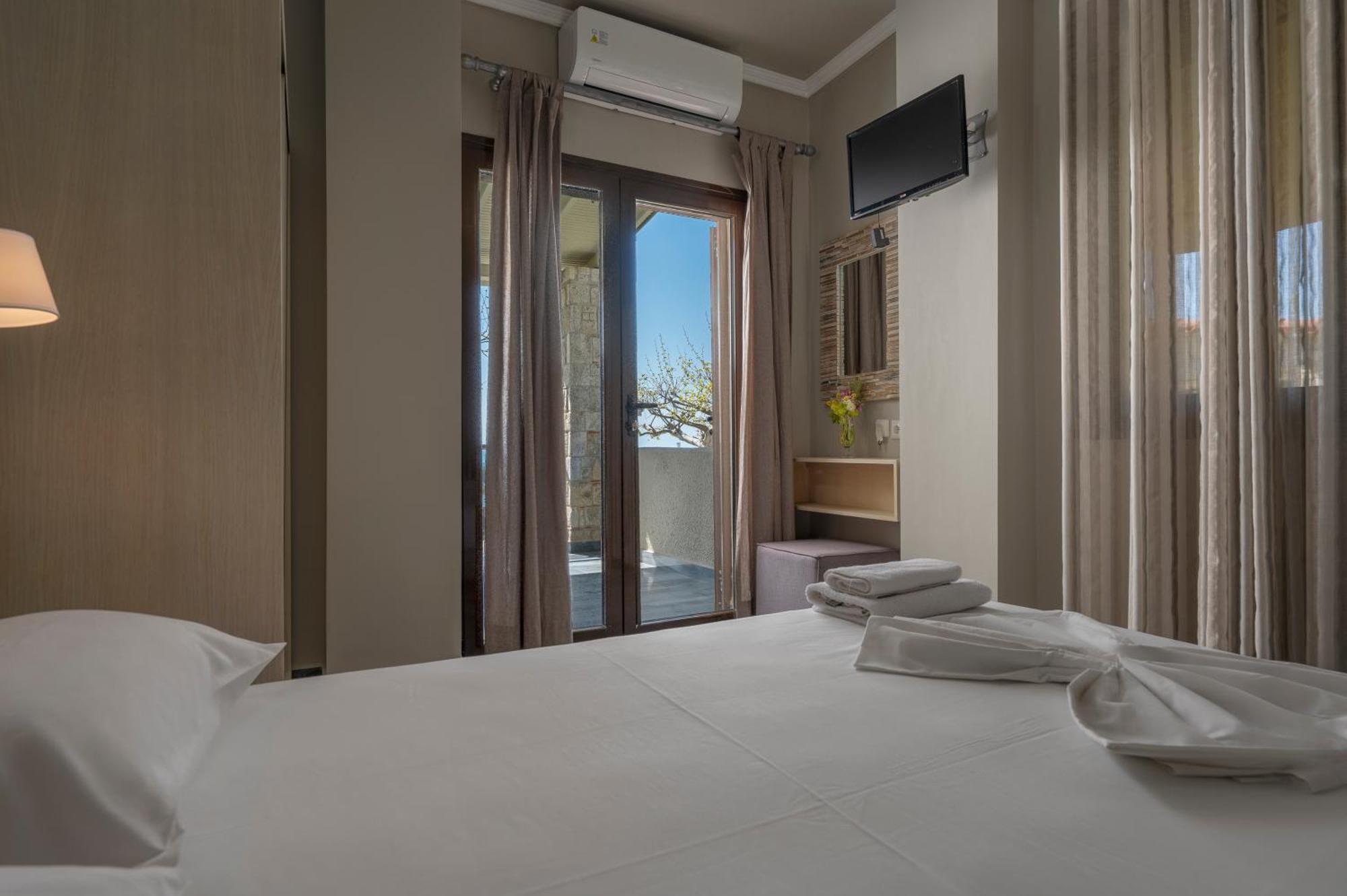 Alkioni By The Sea Apartment Siviri Exterior photo