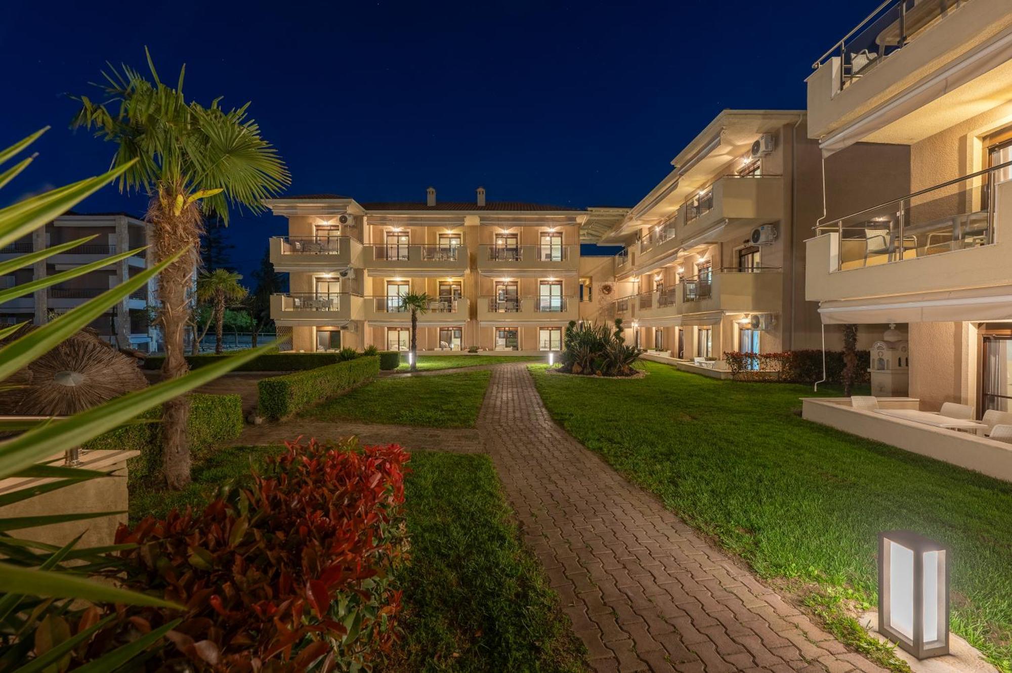 Alkioni By The Sea Apartment Siviri Exterior photo
