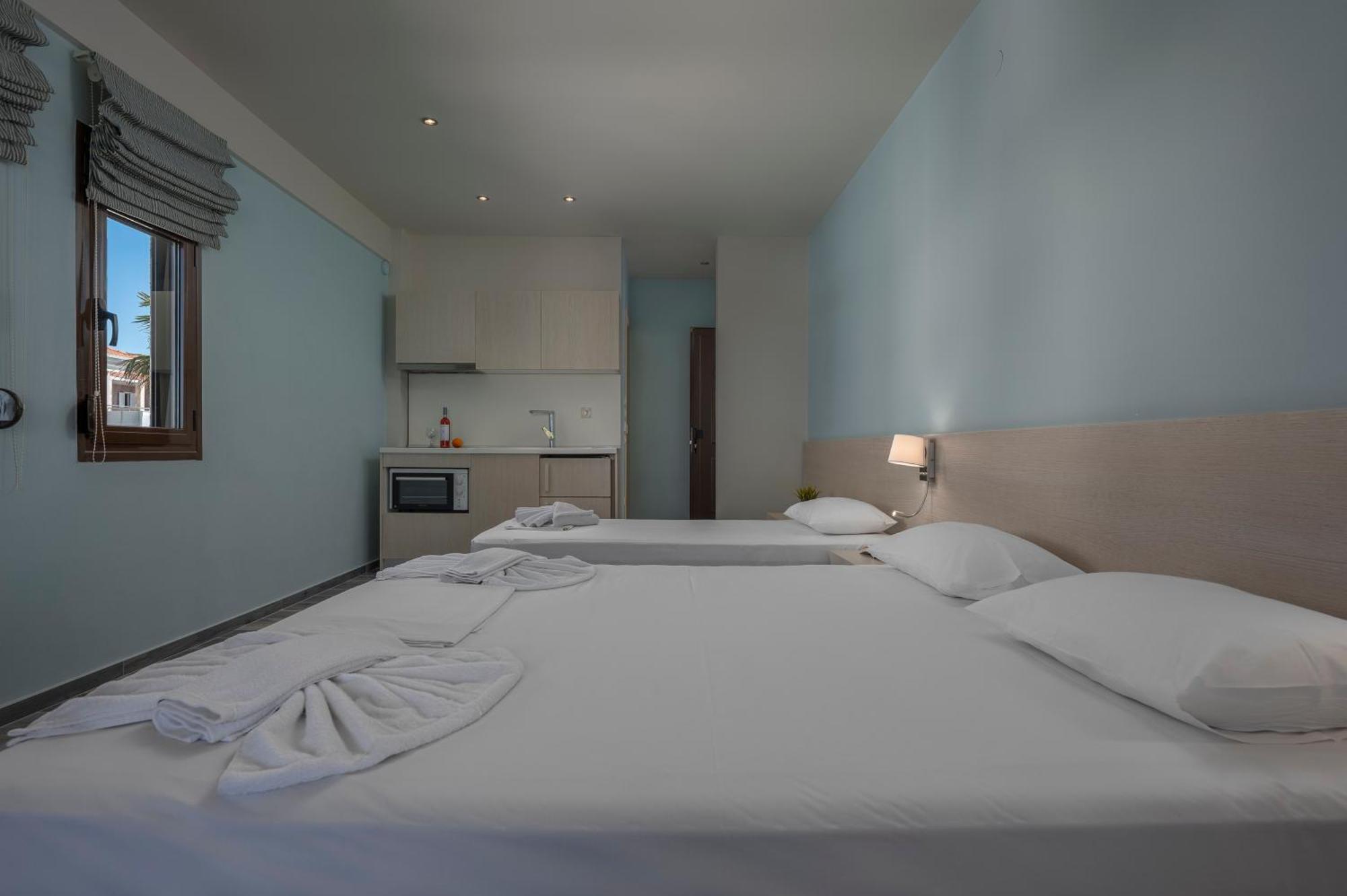 Alkioni By The Sea Apartment Siviri Room photo